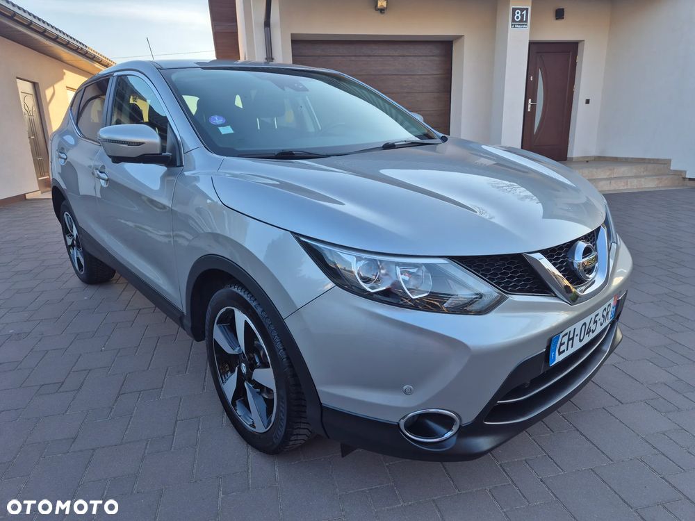 Nissan Qashqai - 2