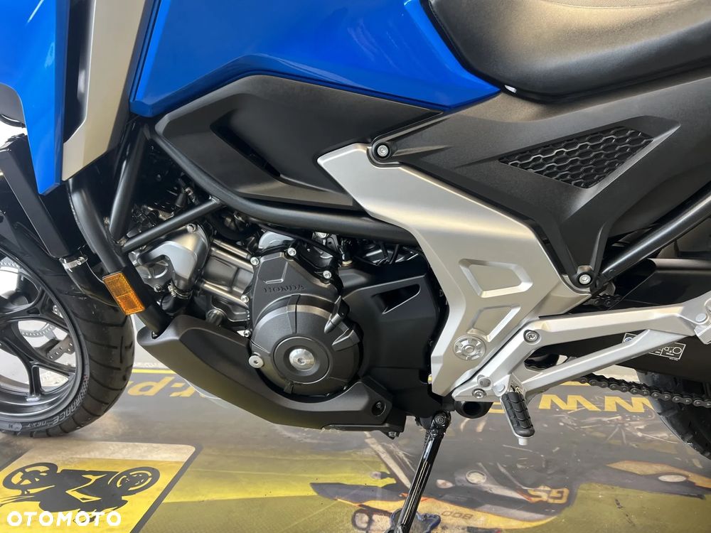 Honda NC - 15