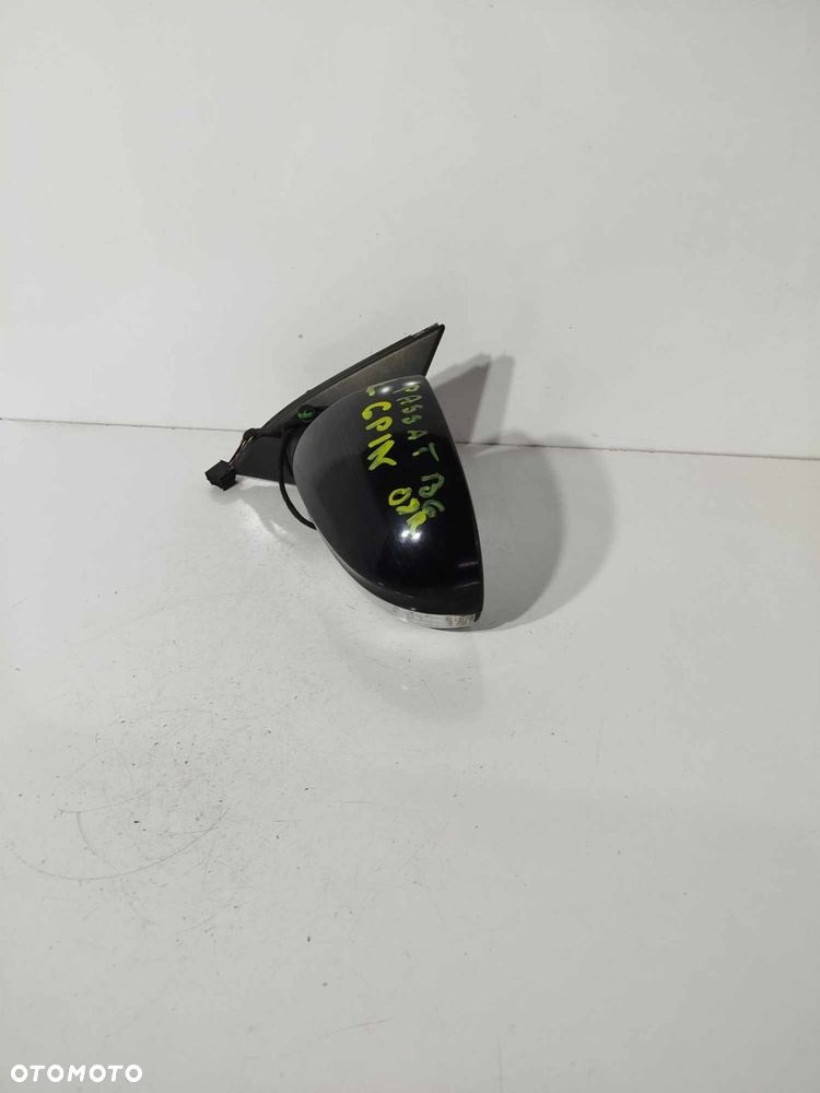 LUSTERKO LEWE PRZÓD VW PASSAT B6 05-10 6 PIN - 6