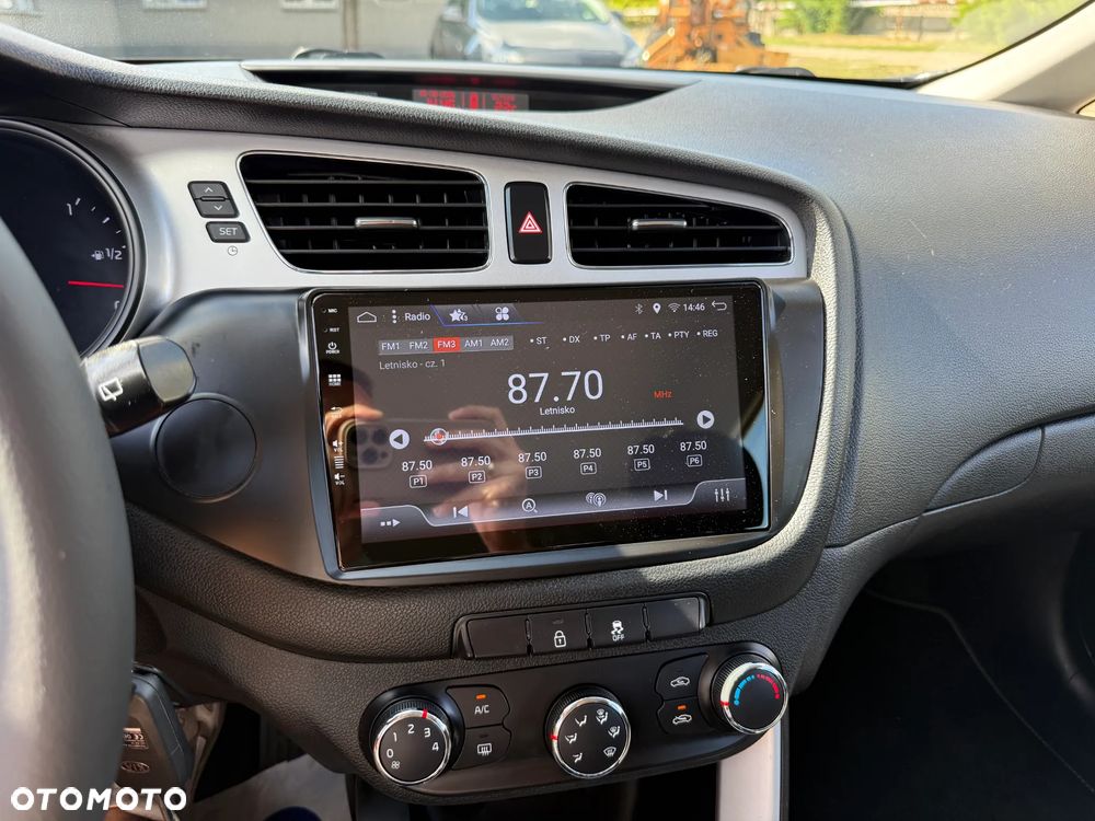 Kia Ceed 1.4 CVVT Dream Team Edition - 17