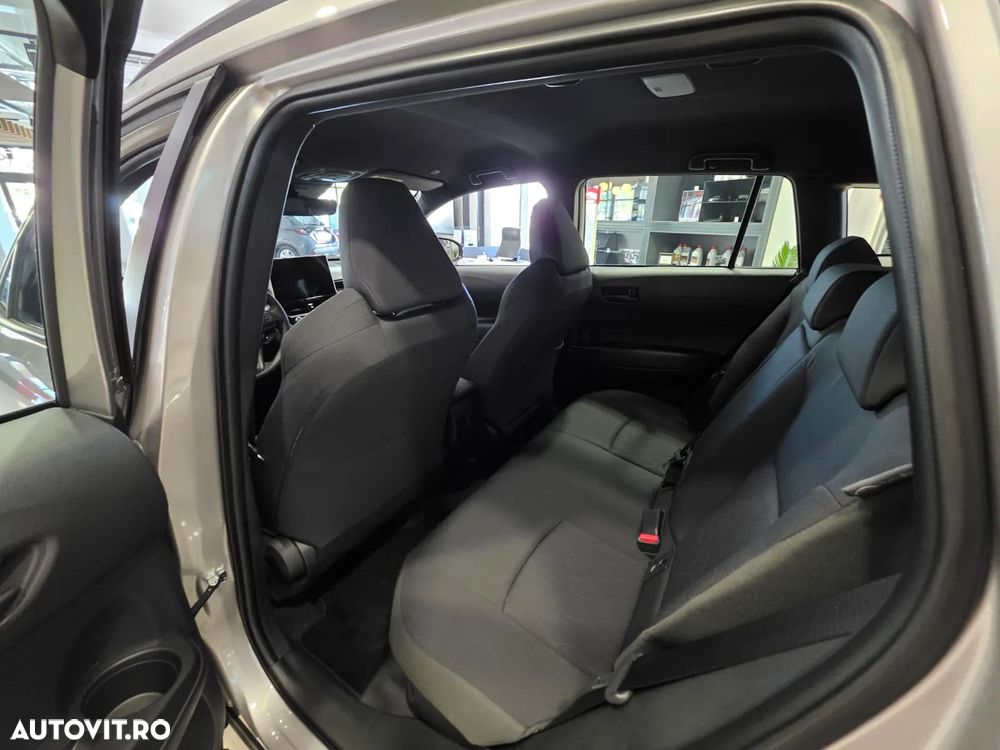 Toyota Corolla Cross - 8