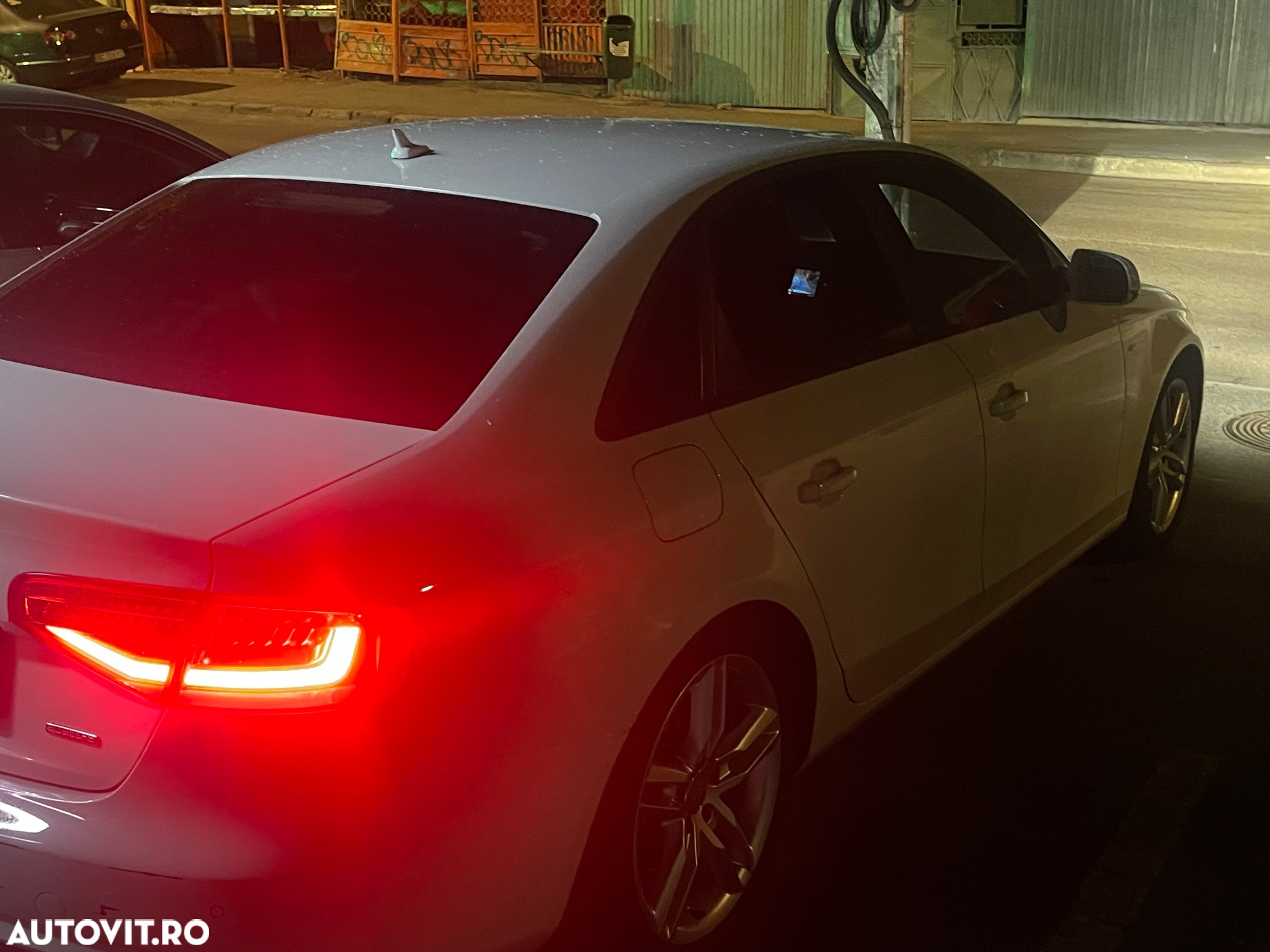 Audi A4 2.0 TDI DPF multitronic S line Sportpaket - 7