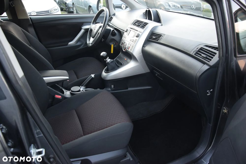Toyota Verso - 18