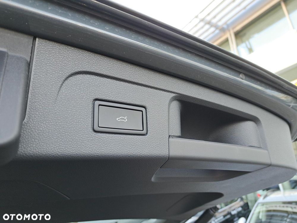 Volkswagen Touran - 21