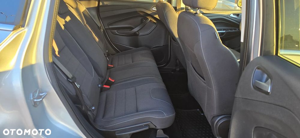 Ford Kuga 2.0 TDCi Titanium - 22