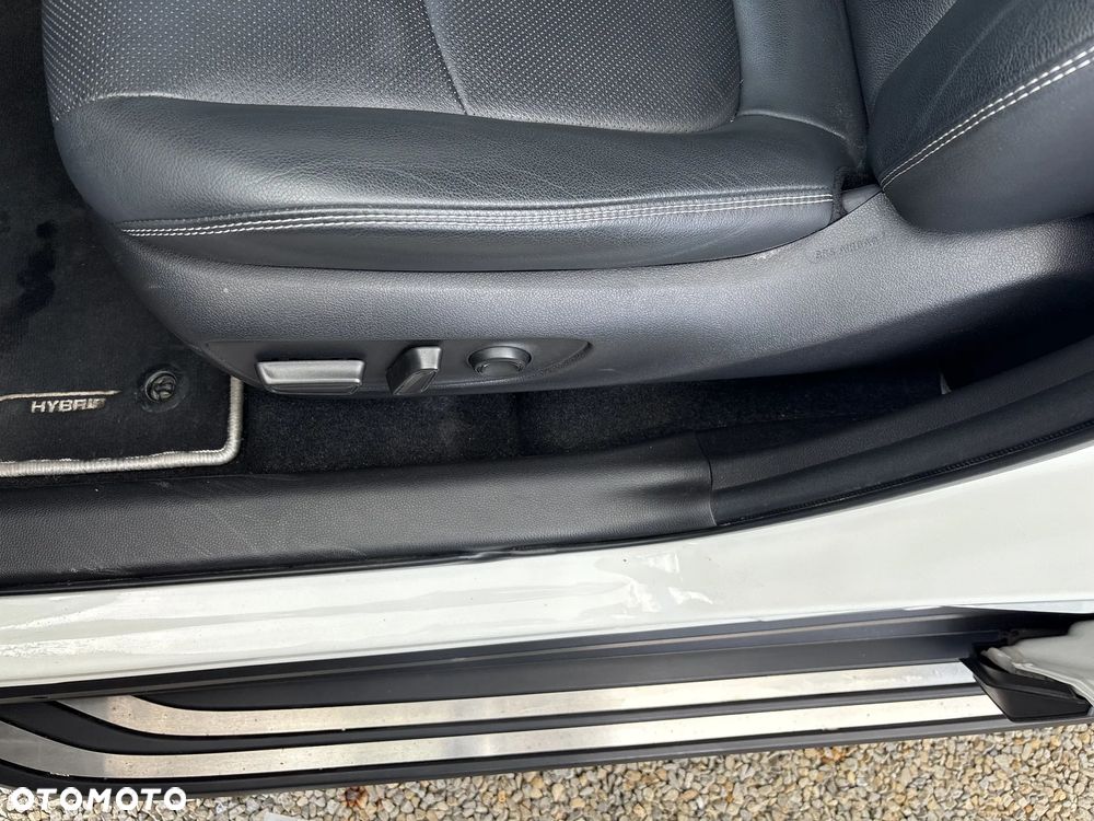 Toyota RAV4 2.5 Hybrid Executive 4x2 - 14