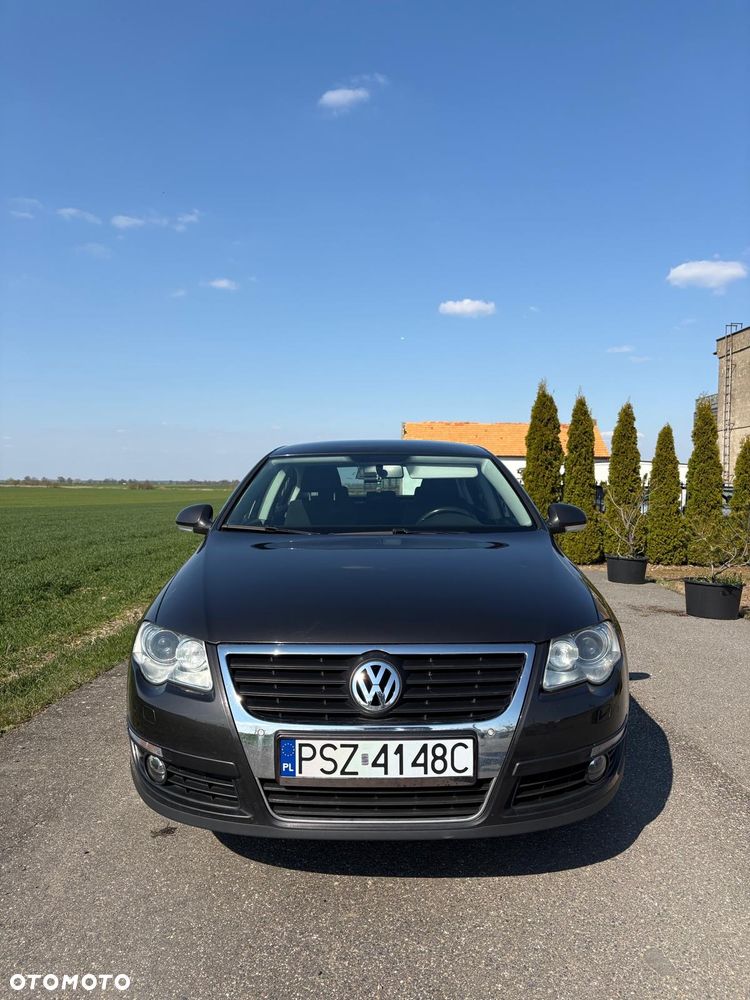 Volkswagen Passat 1.8 TSI Comfortline - 6