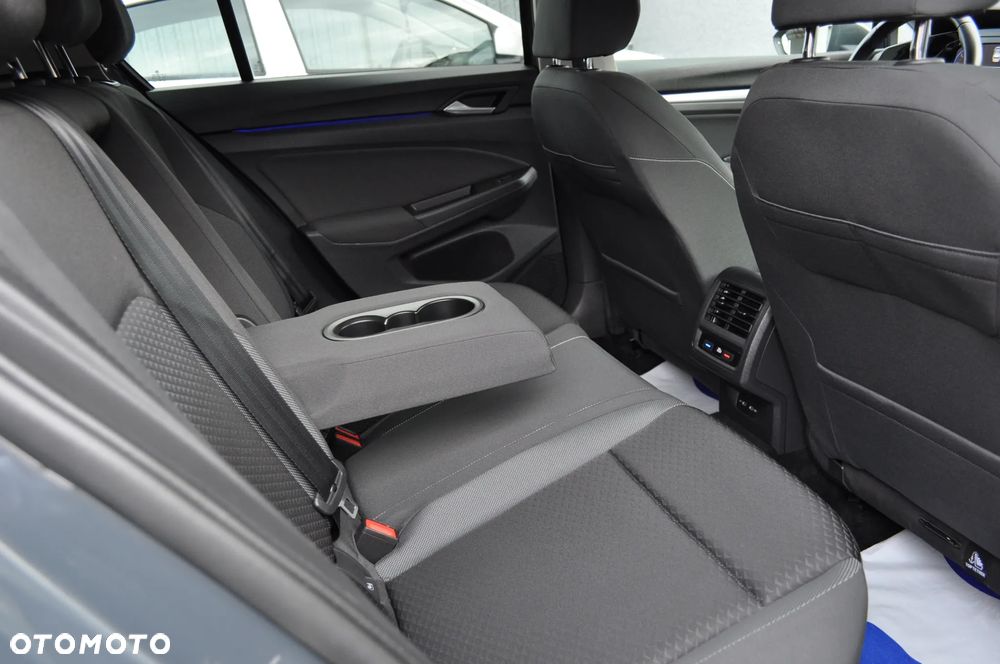 Volkswagen Golf VIII 2.0 TDI - 16