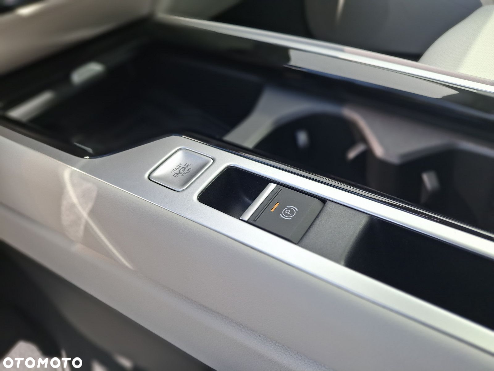 Volkswagen Passat 2.0 TDI SCR Elegance DSG - 21