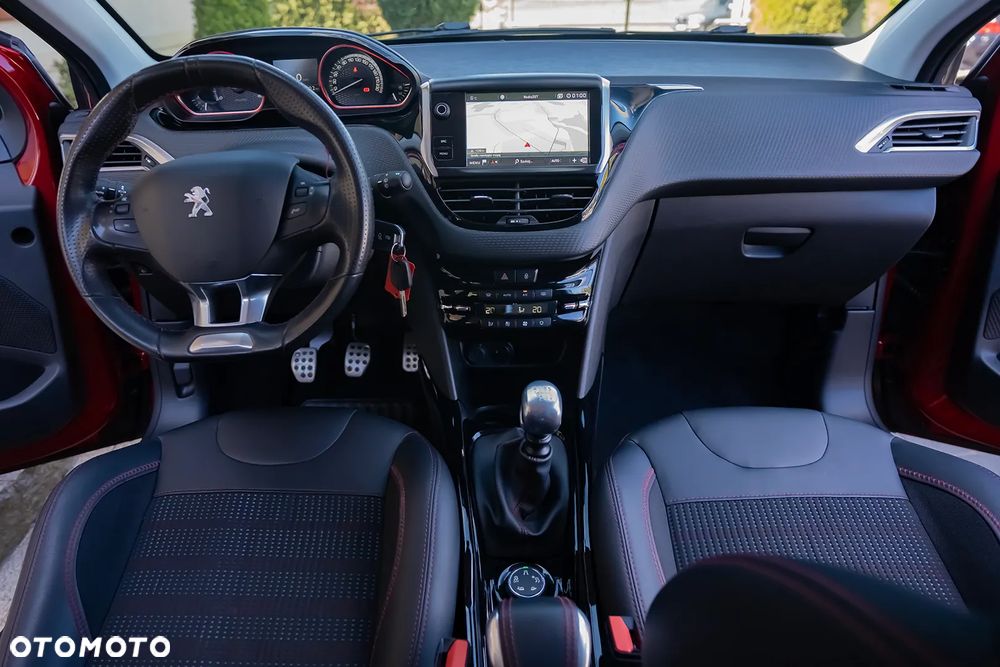 Peugeot 2008 BlueHDi FAP 120 STOP & START GT-Line Edition - 27