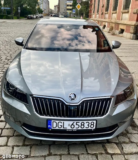 Skoda Superb 2.0 TSI 4x4 L&K DSG - 2