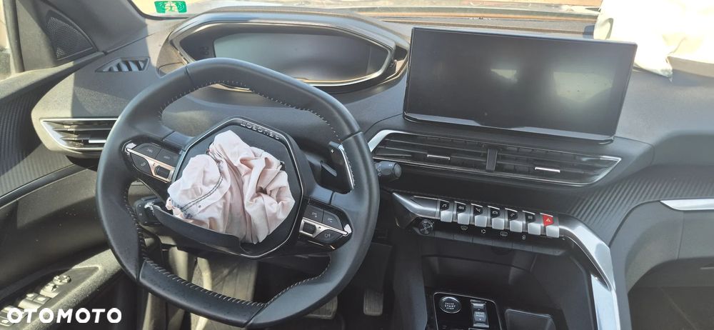 Peugeot 5008 1.5 BlueHDi Allure Pack S&S EAT8 - 32