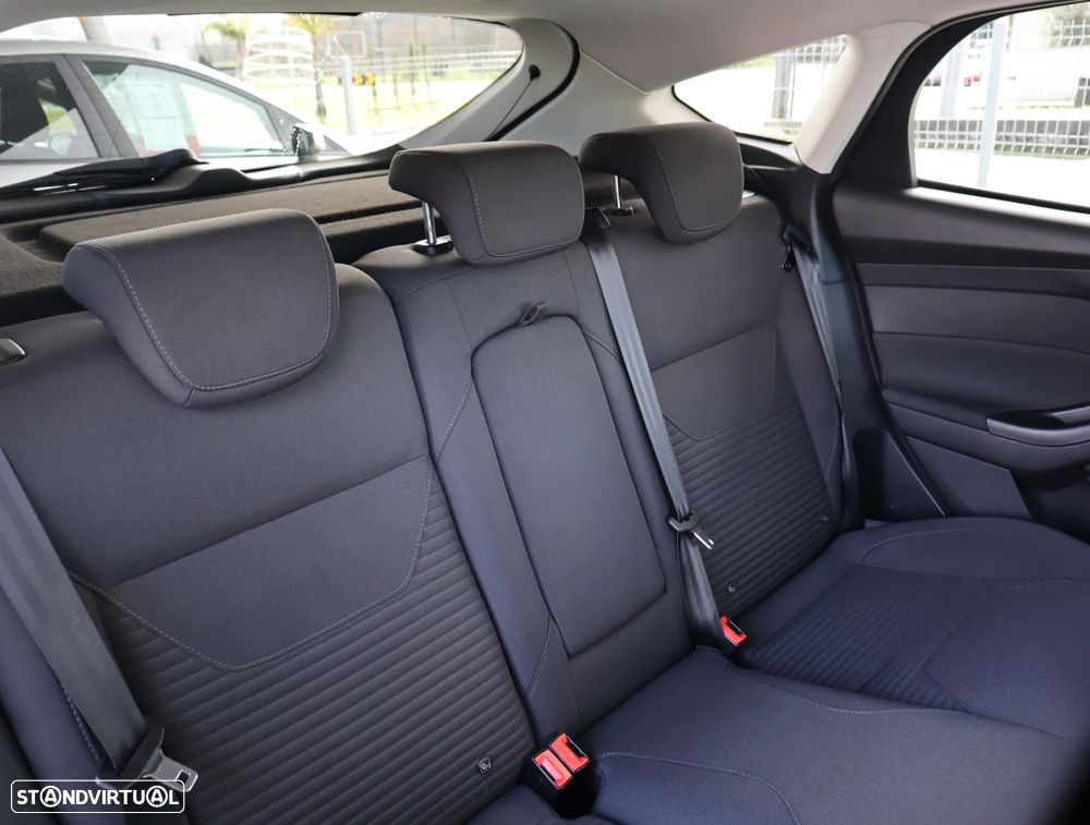 Ford Focus 1.0 EcoBoost Titanium - 22