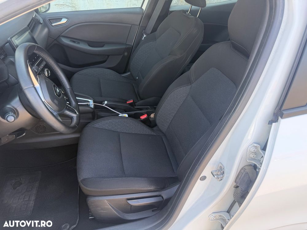 Renault Clio E-TECH 140 ZEN - 10