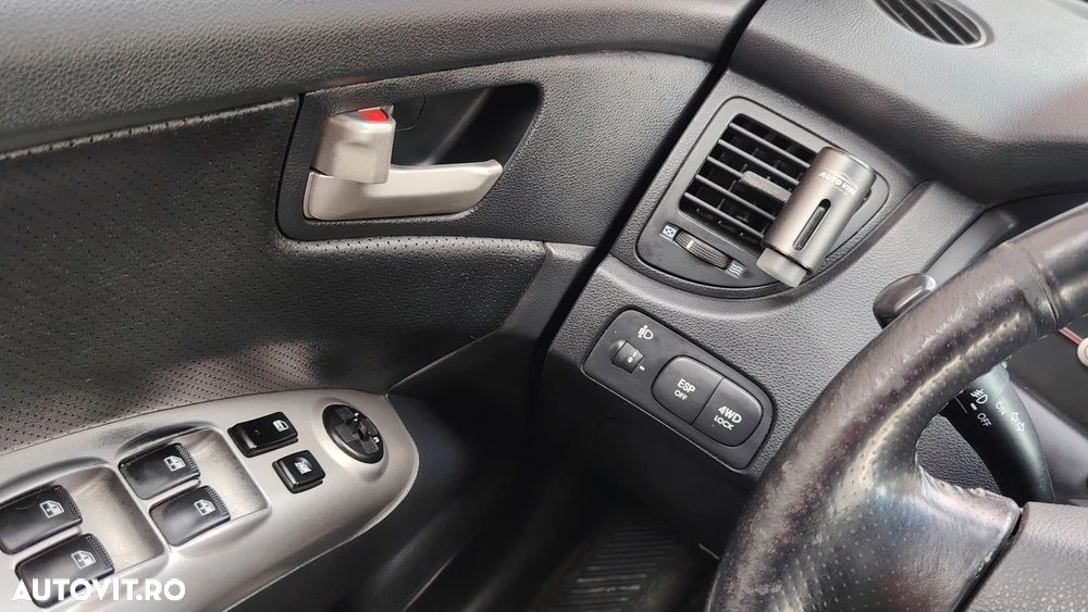 Kia Sportage 2.0i CRDI 4x4 EX AT Comfort - 9