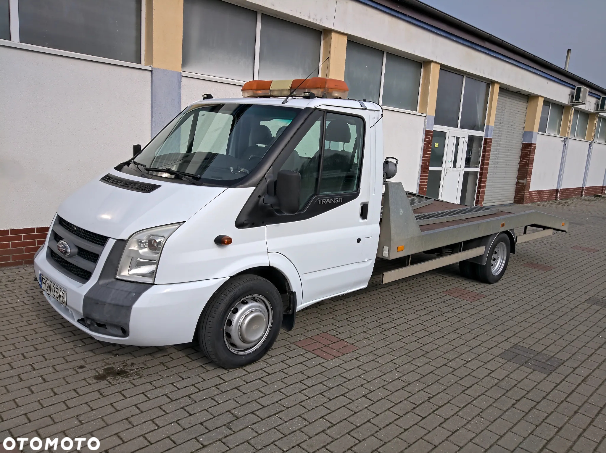 Ford Transit - 9