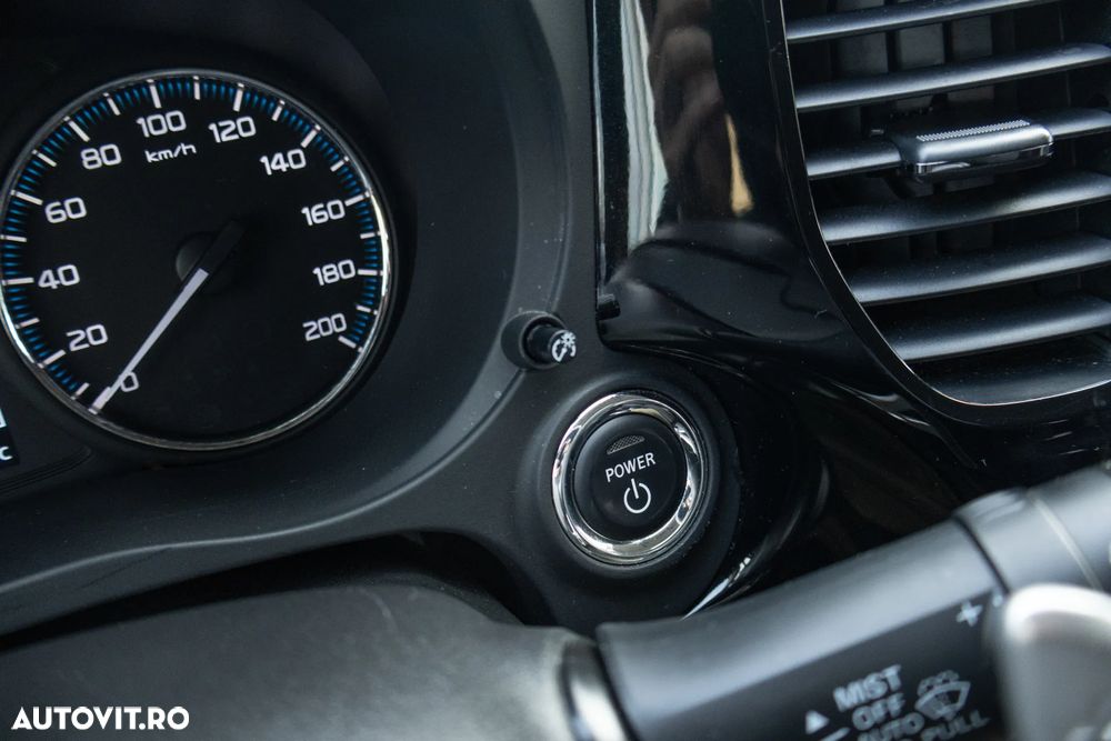 Mitsubishi Outlander - 29