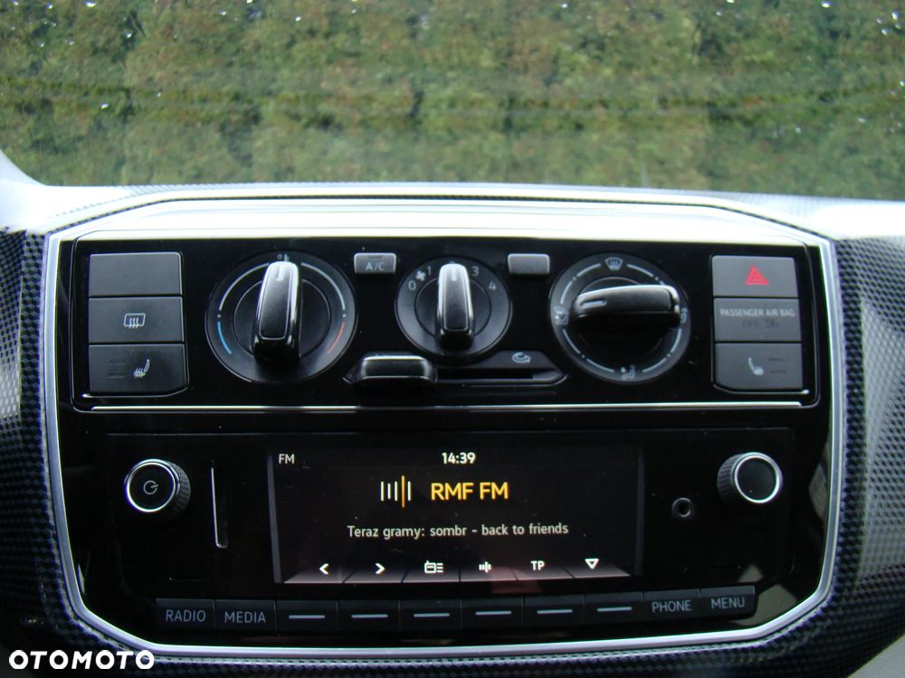 Volkswagen up! 1.0 take CityLine - 13