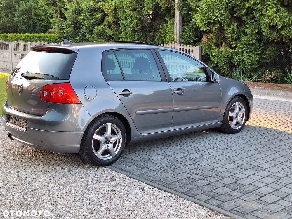 Volkswagen Golf 2.0 TDI DPF GT Sport - 5