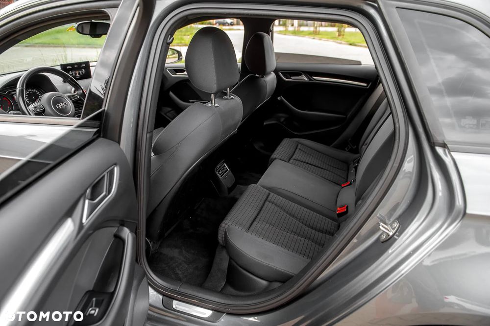 Audi A3 Sportback 2.0 TDI quattro S line Sportpaket - 17