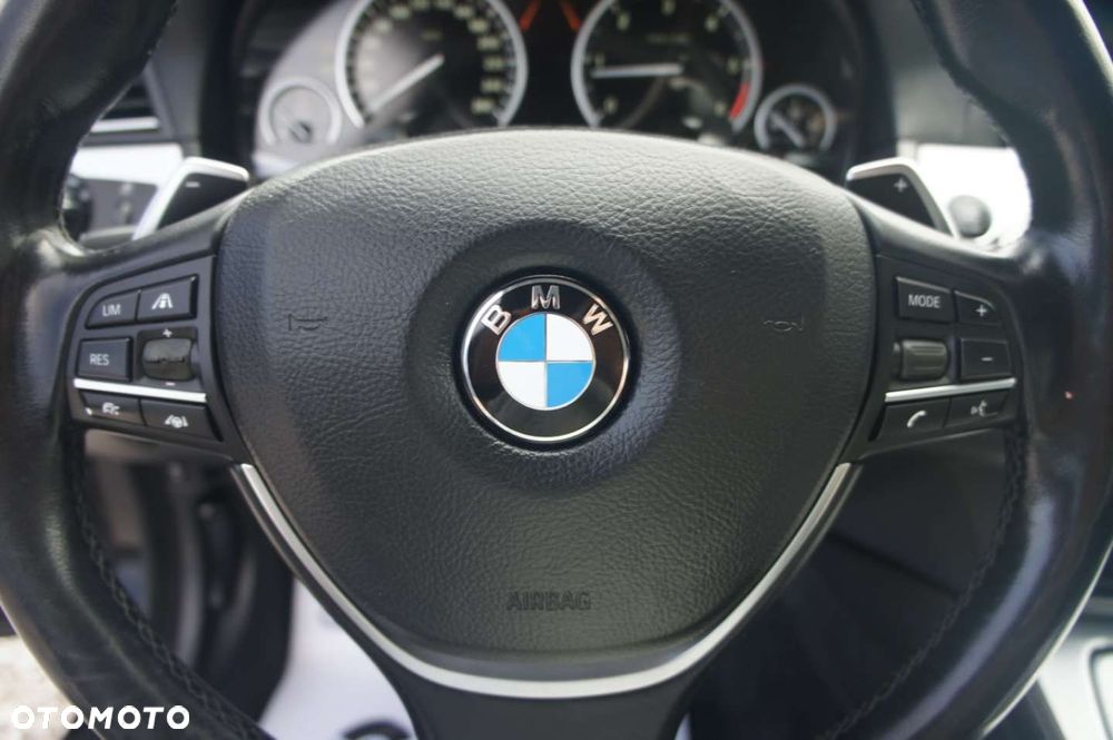BMW Seria 5 - 10