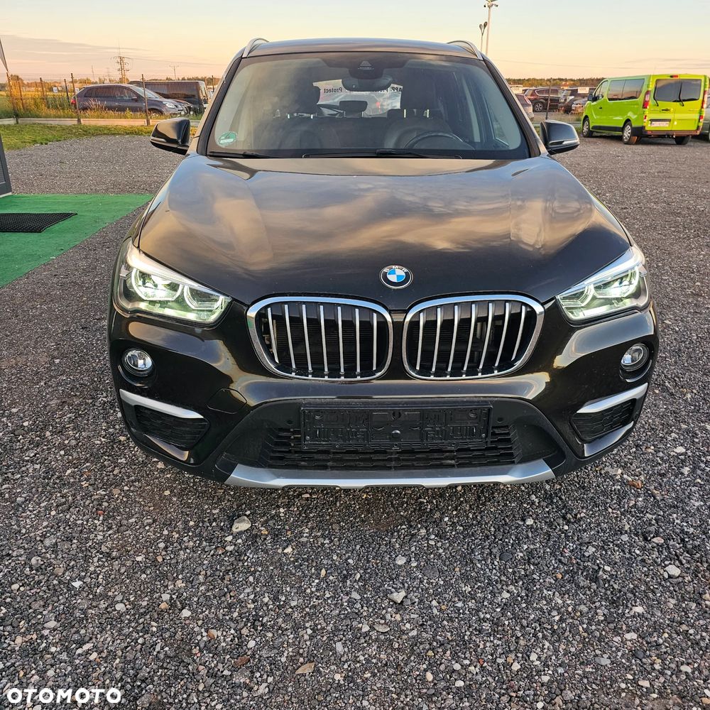 BMW X1 xDrive20i xLine sport - 3