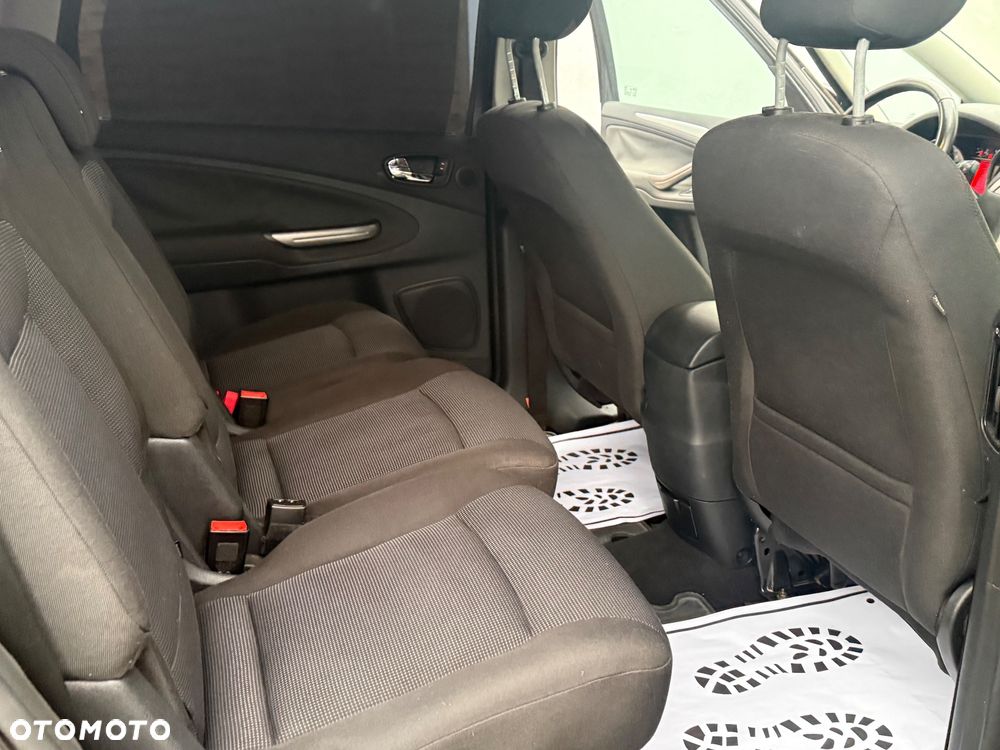 Ford S-Max 2.0 Titanium - 14