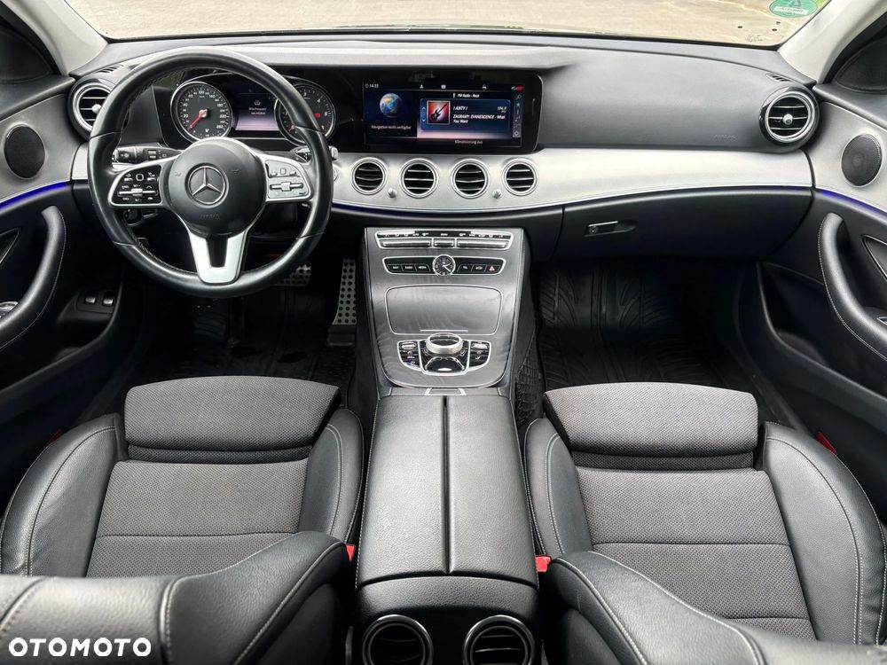 Mercedes-Benz Klasa E 220 d Business Edition 9G-TRONIC - 18