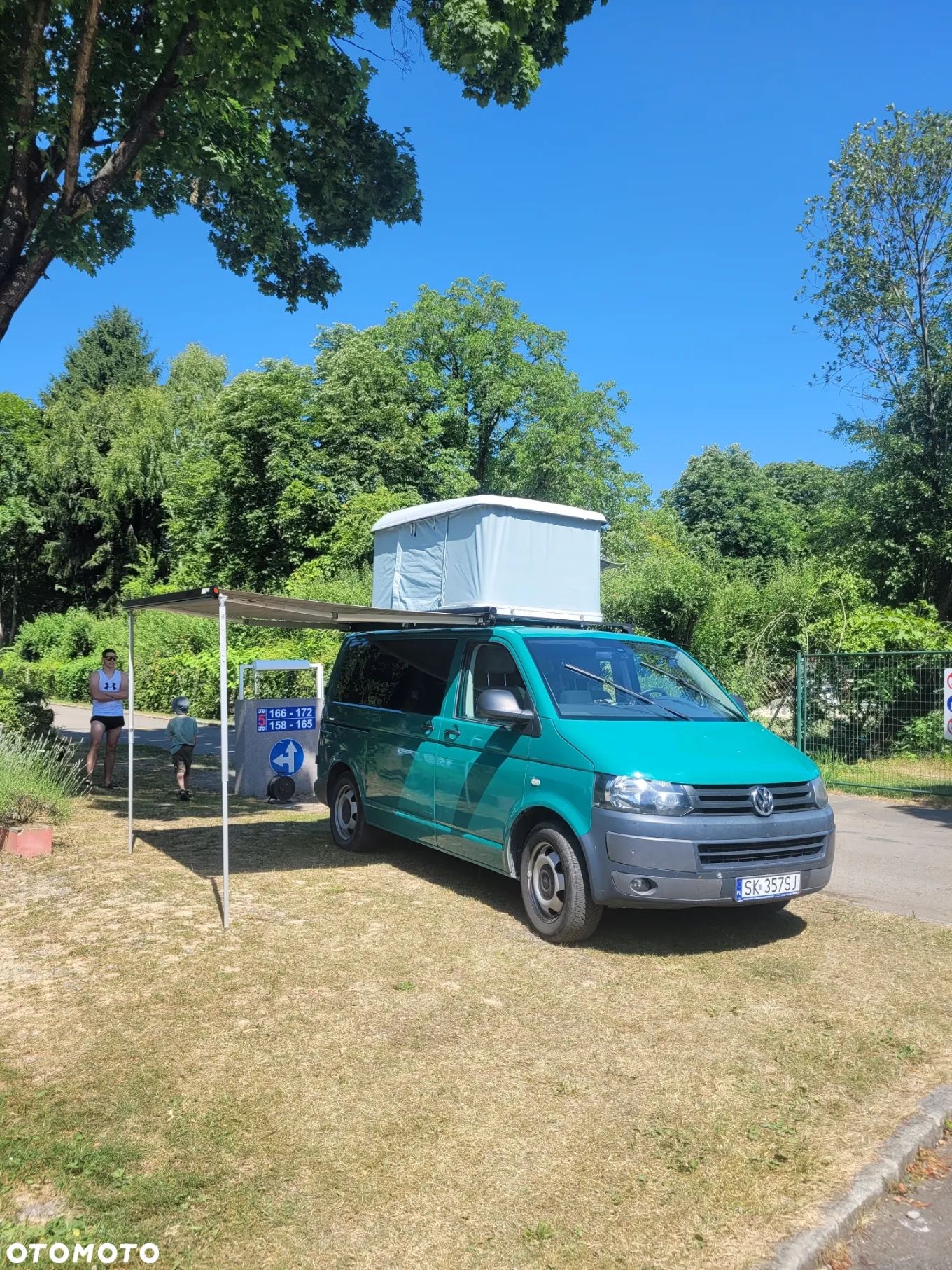Volkswagen Multivan - 1