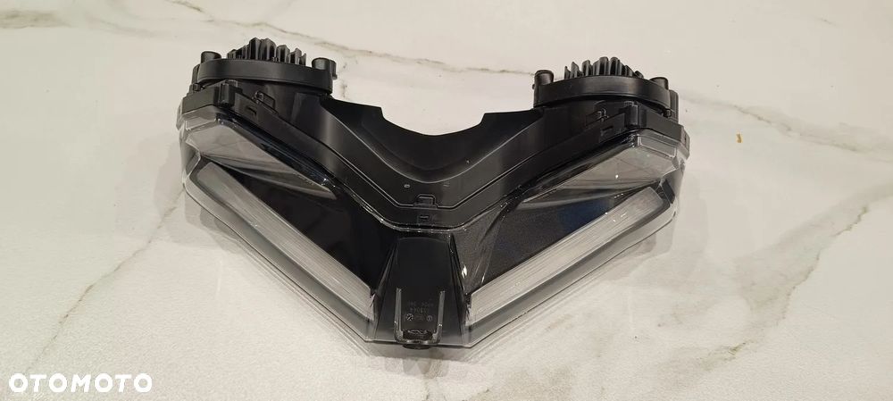 DUCATI PANIGALE V4 REFLEKTOR LAMPA PRZÓD LED - 19