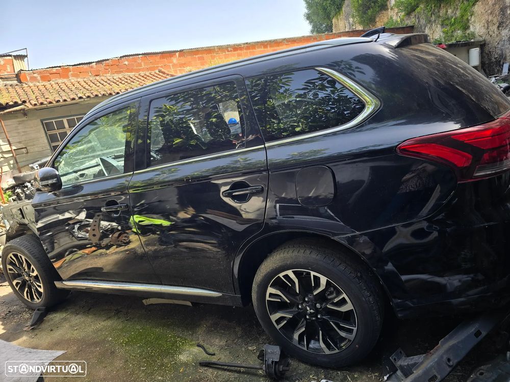 Mitsubishi Outlander  2018 - venda de peças usadas - 5
