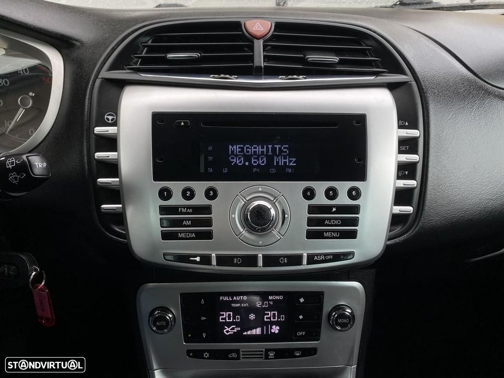 Lancia Delta 1.6 M-Jet Platino - 19