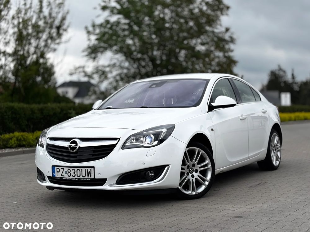 Opel Insignia - 1