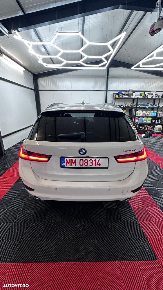 BMW Seria 3 320d Aut. - 20