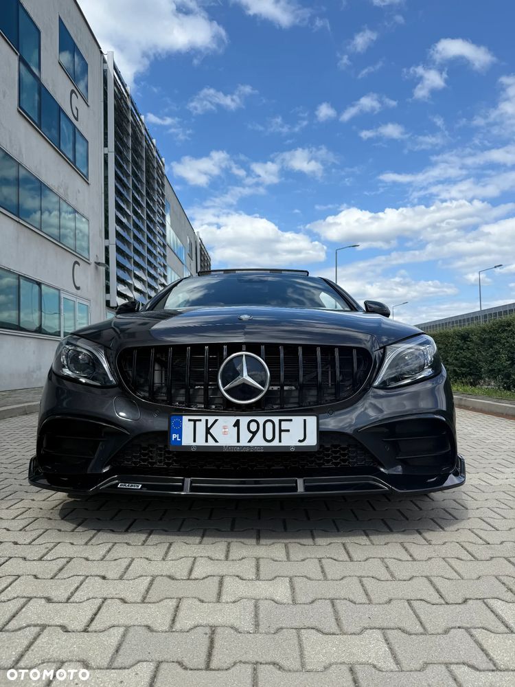 Mercedes-Benz Klasa C 300 9G-TRONIC AMG Line - 2