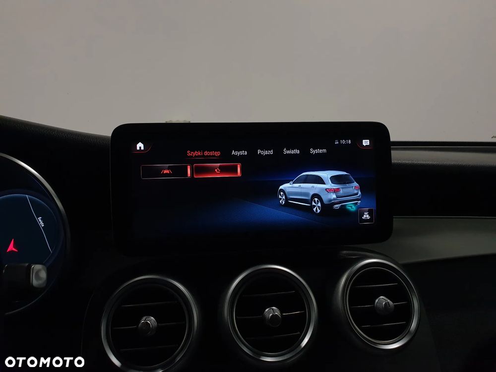 Mercedes-Benz GLC 300 de 4Matic 9G-TRONIC AMG Line Plus - 21