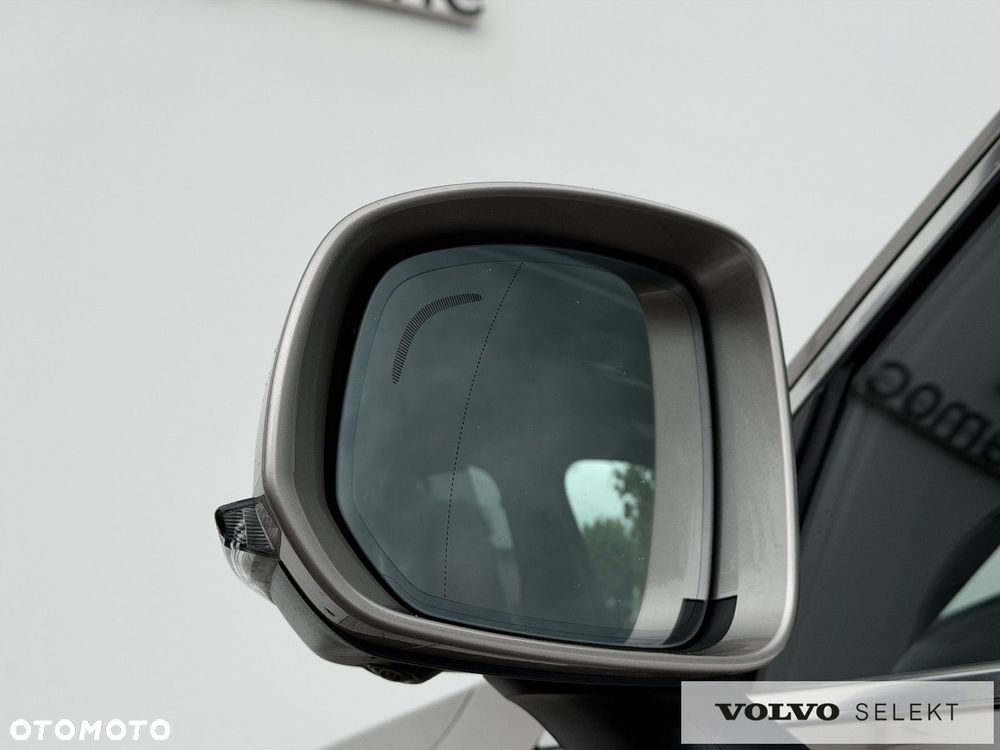 Volvo XC 90 - 10