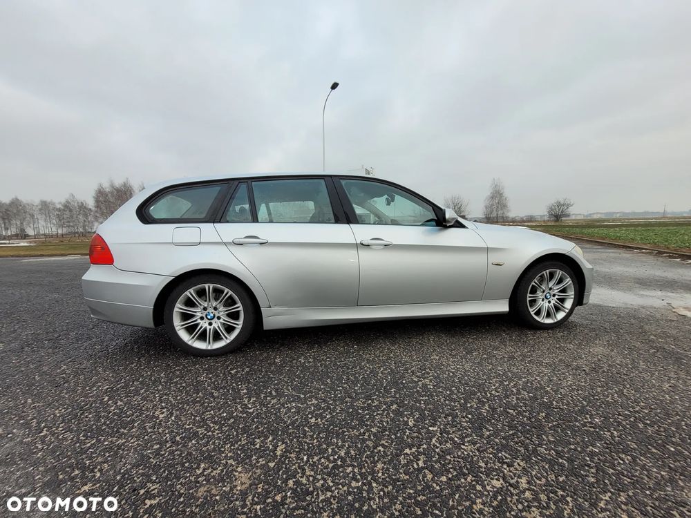 BMW Seria 3 320d DPF - 3