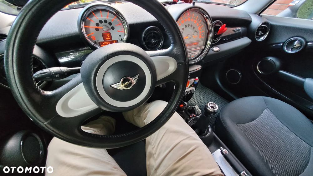 MINI Clubman One - 19