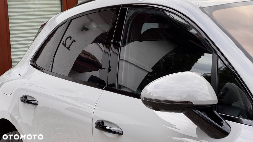 Porsche Macan - 14
