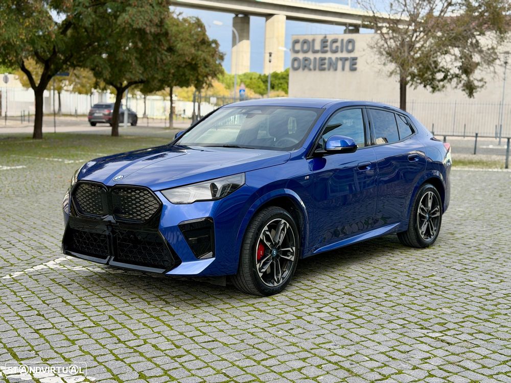 BMW iX2 xDrive30 Pack Desportivo M Pro - 1