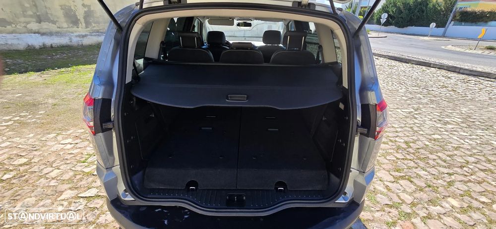 Ford S-Max 2.2 TDCi Titanium 7L - 14