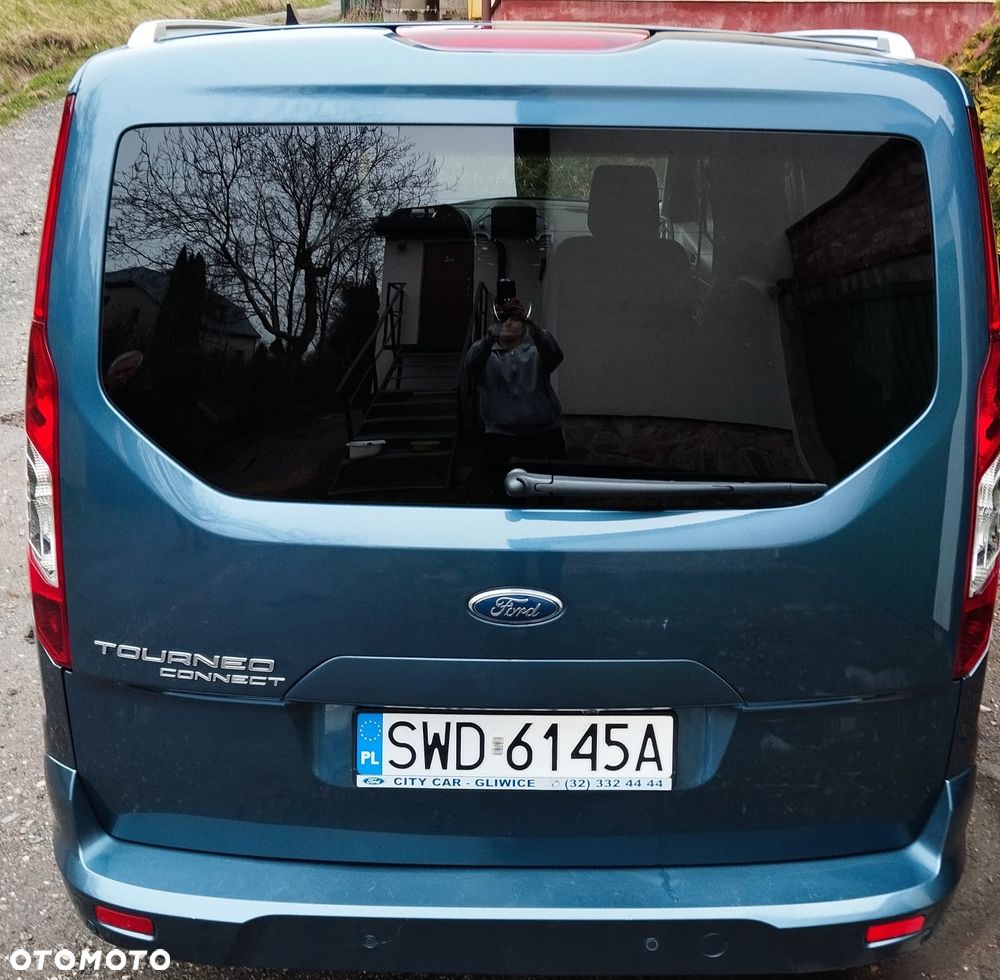 Ford Tourneo Connect Grand - 10
