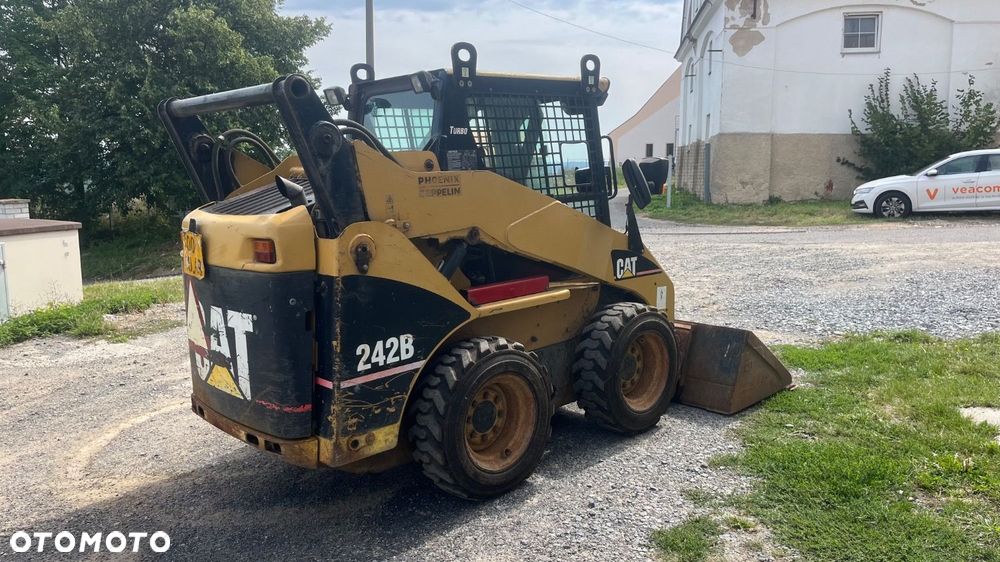 Caterpillar 242 B 4X4 - 5