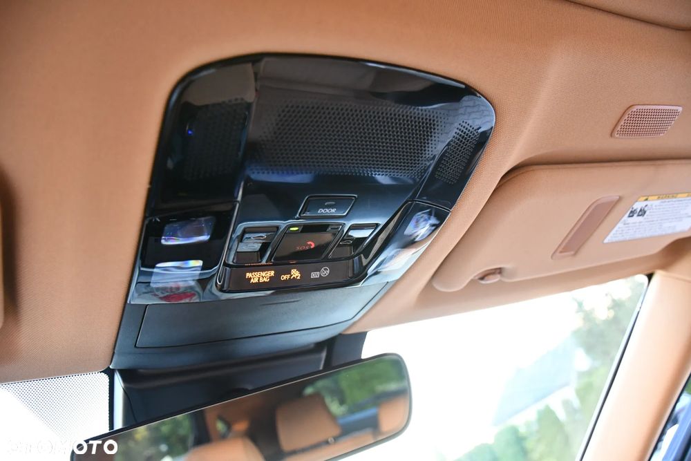 Lexus NX - 33
