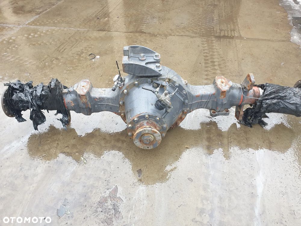 MOST Z BLOKADĄ  TYŁ DYFER RENAULT MIDLUM DCI 19,5