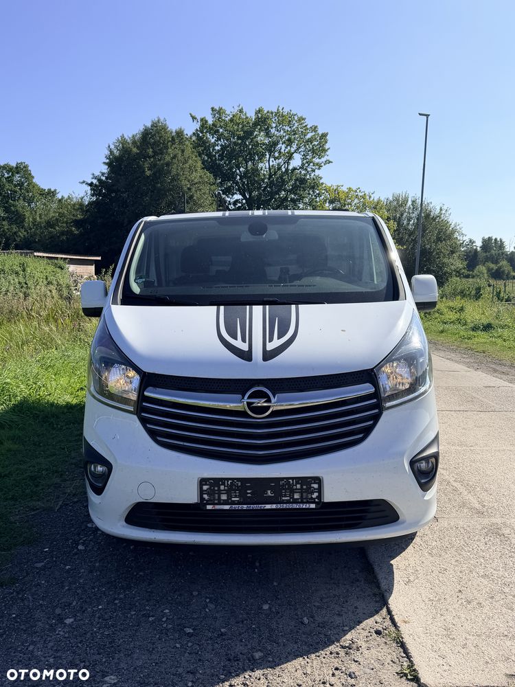 Opel Vivaro - 2