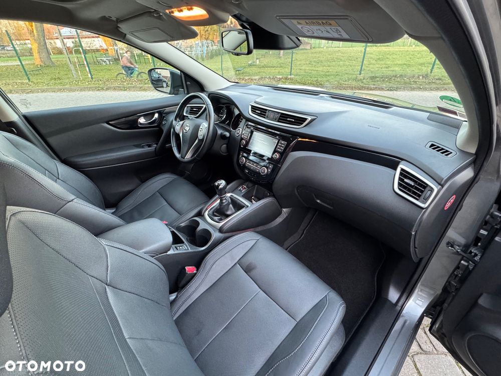 Nissan Qashqai 1.2 DIG-T TEKNA+ - 11