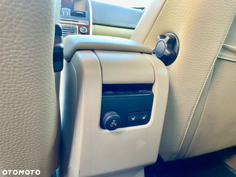 Volvo XC 60 T6 AWD Summum - 12