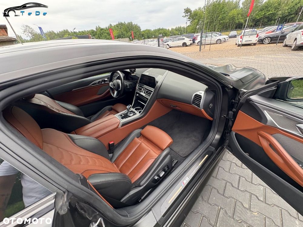BMW Seria 8 - 36